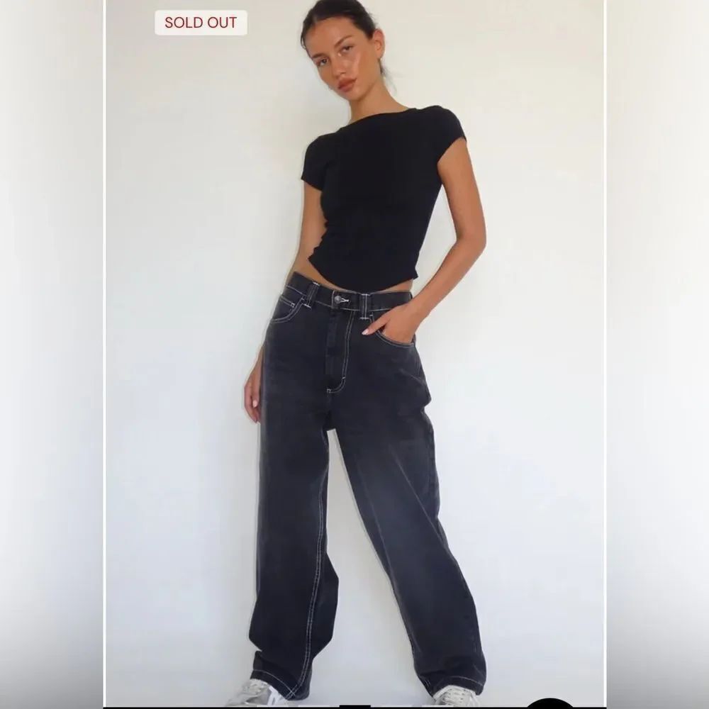 Motel Skater Low Rise Jean In Vintage Black With White Top Stitch